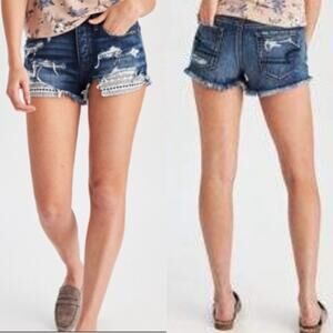 American Eagle Vintage Hi-Rise Festival shorts size 2